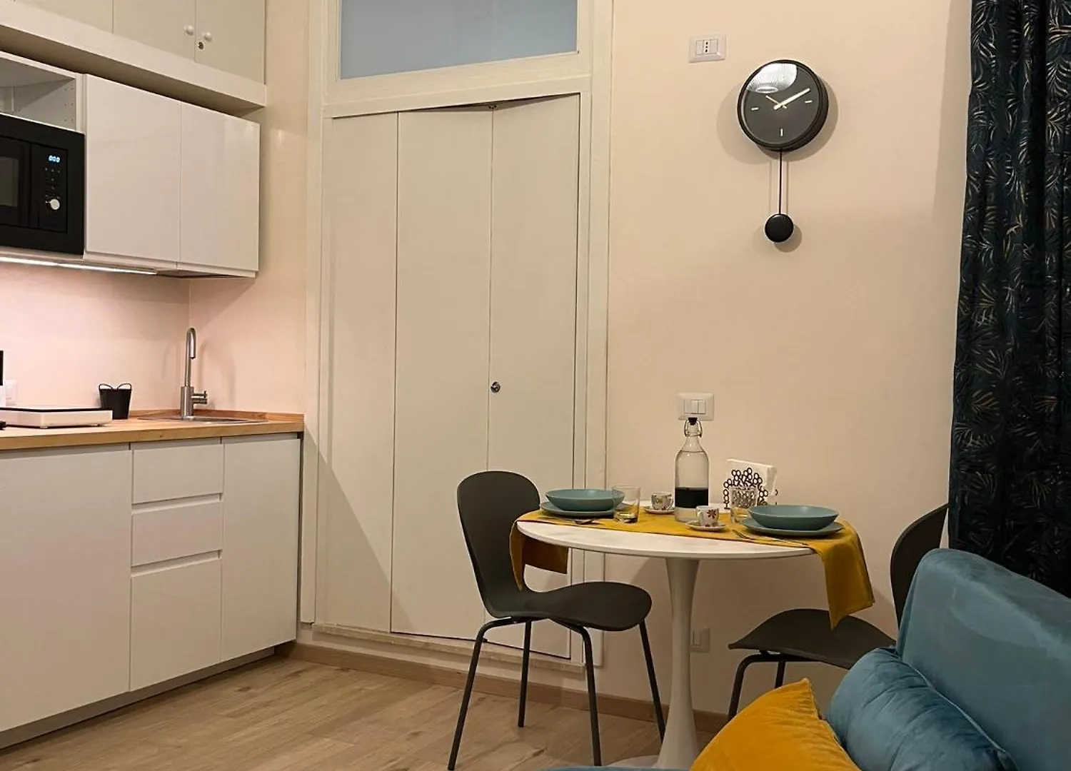 Suite Crescenzio In Laterano Рим 0*,